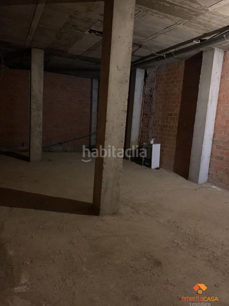 Foto 576b0533-0149-494a-8978-515aeba5b1e6. Local comercial a Almendralejo