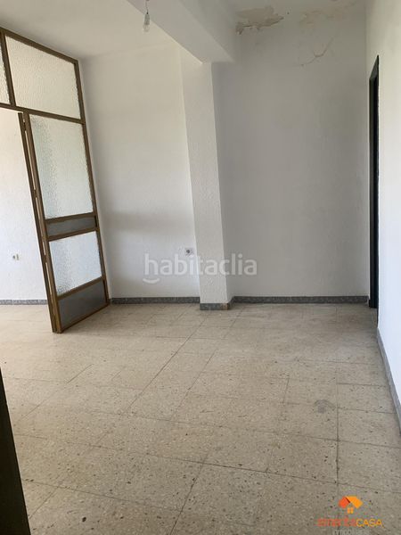 Foto 64fa2b19-9cf0-4496-bf99-20b1e2270ff7. Pis a Almendralejo
