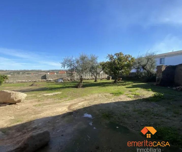 Foto 0c3a5ffb-b3a3-4341-96e3-b68158f13c76. Masia amb aparcament a Escurial