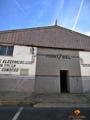 Nau industrial a La Cañada - Aldea Moret. Cáceresnave