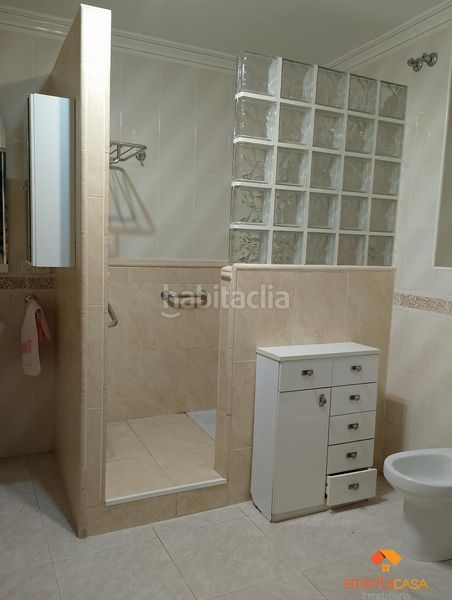 Foto 0e53899e-a04d-4efb-abd9-0e329386ad97. Casa a Almendralejo