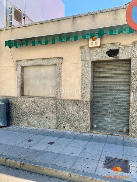 Foto 49e5a2c1-b2a2-4cbf-bd4b-ebf6b38c8869. Local comercial a Almendralejo