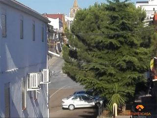 Maison à Alange. Méridacasa
