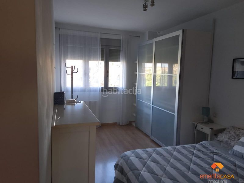 Foto 1864253d-19c2-4680-b005-3a2a56329cc3. Lloguer apartament amb calefacció aparcament piscina a Mérida