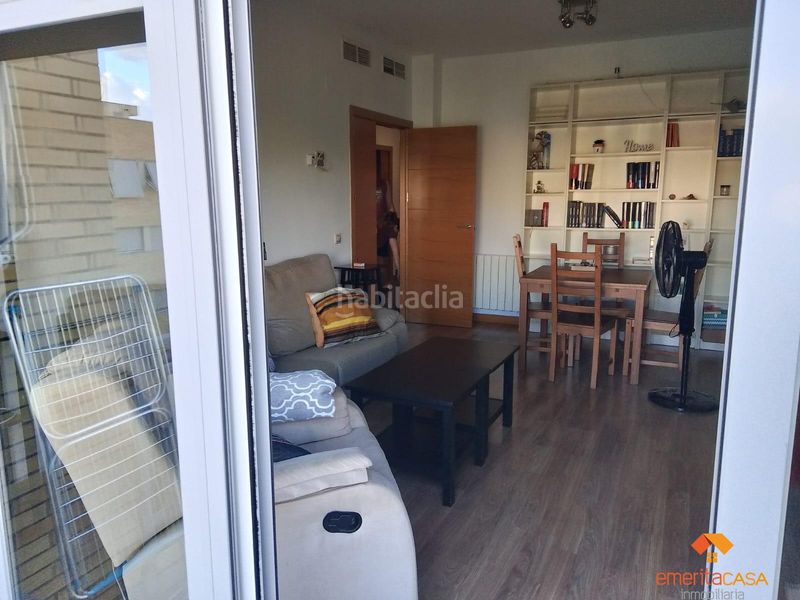 Foto 63f17518-ad05-4c77-8a13-550c0ece46f0. Lloguer apartament amb calefacció aparcament piscina a Mérida