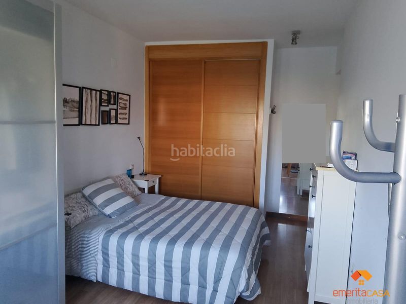 Foto b5b1d0fb-b49e-47c2-a29c-da24c38efb2f. Lloguer apartament amb calefacció aparcament piscina a Mérida