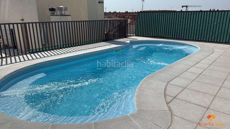 Foto 5b5f8e0f-71d0-496e-a0d5-e959812bdf83. Pis amb calefacció aparcament piscina a nuevo Cáceres Cáceres