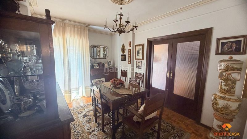 Foto ee5d89d6-2ec9-472a-bc2d-f58c30f63c01. Pis a Almendralejo