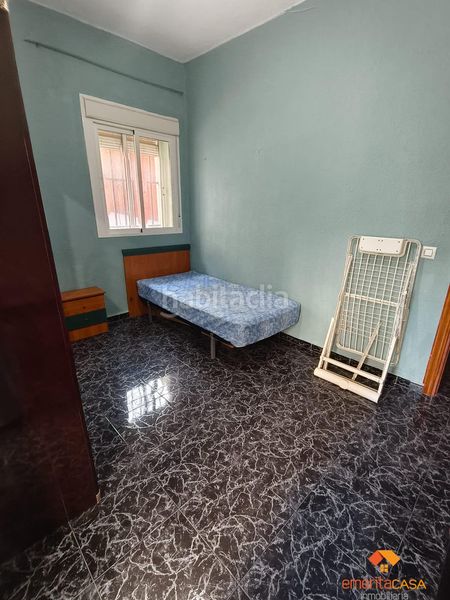Foto f54bdd58-b115-4bc1-8d96-c233c364ddba. Rent flat in Centro Cáceres
