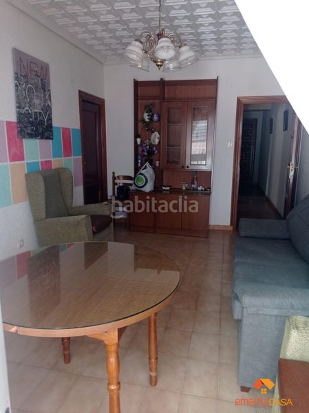 Foto f5e25dbf-8ee4-468d-9125-0d7aac33f7a6. Piso  en Casco Antiguo Cáceres
