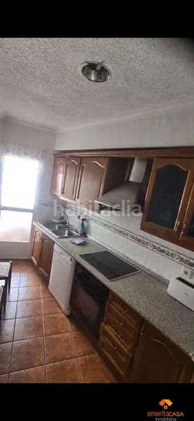 Foto 4ea34b9e-c75e-4407-a85b-be3b3277bb2d. Rent flat with heating in Casco Antiguo Cáceres