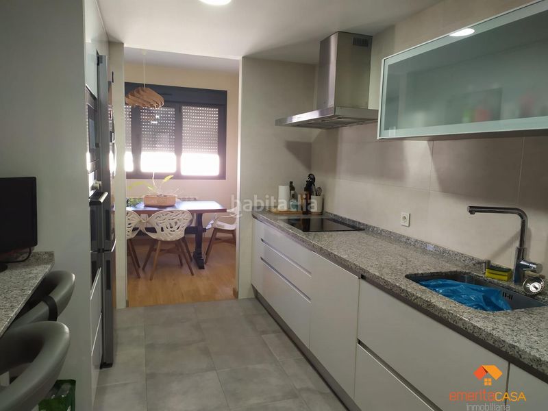 Foto 2dddede4-83e5-4743-a662-8b4344c6520f. Flat with heating parking pool in Centro Cáceres