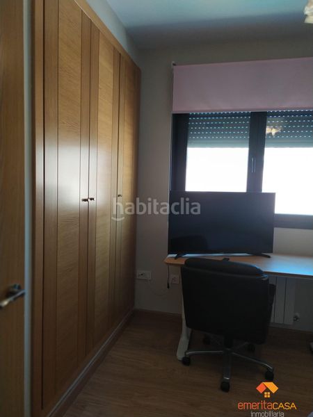 Foto 438a1cac-0132-4b03-bcd5-f3c872770bf5. Flat with heating parking pool in Centro Cáceres