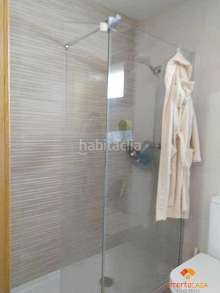 Foto 6baac607-4650-425f-8117-d46fa078821d. Flat with heating parking pool in Centro Cáceres