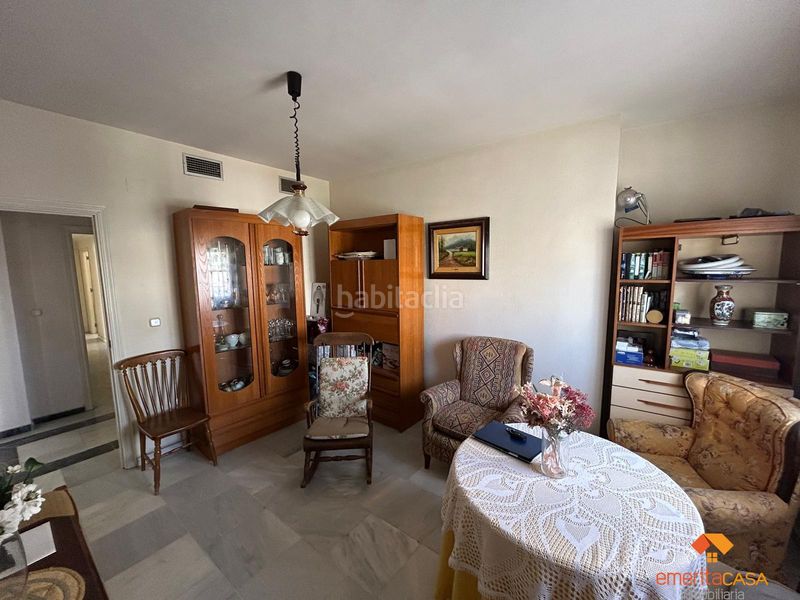 Foto 8034cb12-0a39-4d0f-9bd6-a33060fa2e82. Piso  en Almendralejo