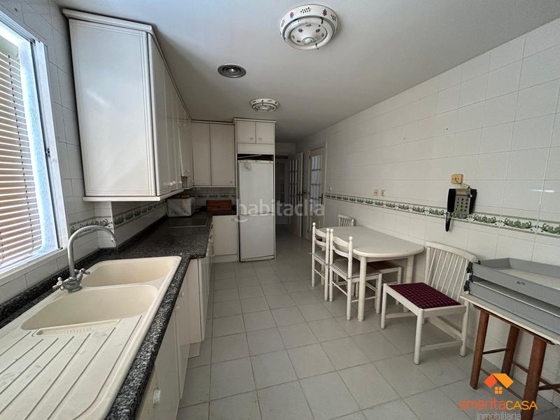 Foto ce464e7b-569c-48ae-8fcb-b0ceb01865c5. Piso  en Almendralejo