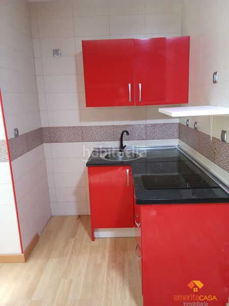 Foto a5da04d9-7d65-4e17-8704-870ad313c660. Pis a nuevo Cáceres Cáceres