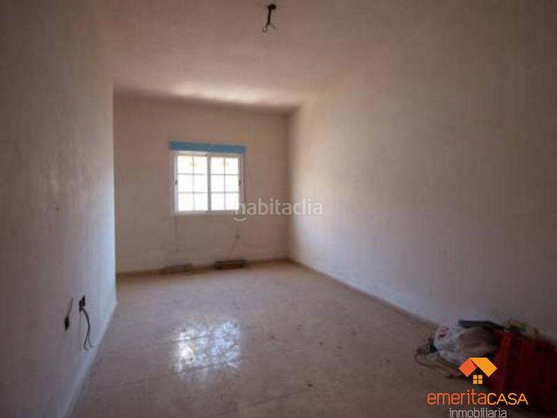 Foto 5a377ef7-867f-4966-a110-7bd568971cc1. Casa con parcheggio in Este Mérida