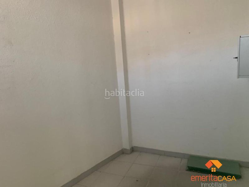Foto 5ef05840-a1e9-45d0-b8cc-02c14668268f. Lloguer local comercial a Centro Mérida