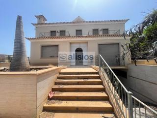 Maison  Calle palmeral (las rosas) 26. Casa independiente en venta en arona