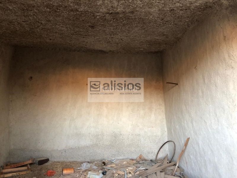 Foto 3c17633a-86d4-483c-8212-138e1aeebd06. Finca rústica a calle vivito 23 a El Desierto Granadilla de Abona
