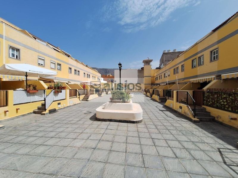 Foto 42dd3f1a-ede1-4130-9fb6-8264936d8ff9. Dúplex a calle llano mora 11 a Valle San Lorenzo Arona