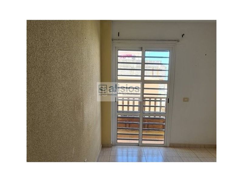 Foto a6aee49c-b2df-41c2-a20b-32df48938a02. Dúplex a calle llano mora 11 a Valle San Lorenzo Arona