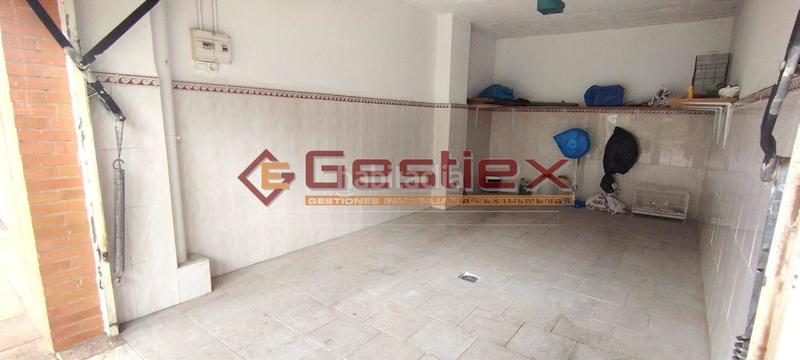 Foto fa1f5a68-38d9-48ca-b542-e9ee0c655707. Fabrikhalle in Almendralejo