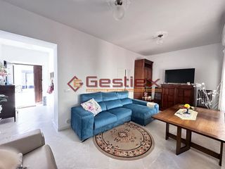 Haus in Almendralejo. En venta bonita casa en la zona del mercado