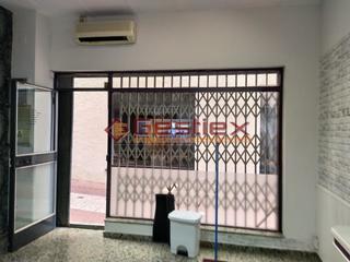 Local commercial à Almendralejo. En venta local comercial