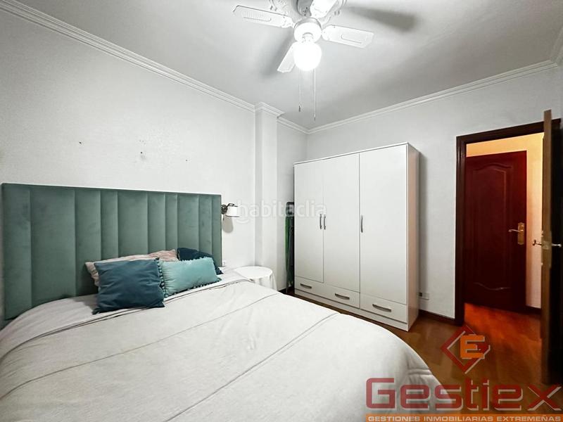 Foto 3fb8508f-ff56-4818-aa60-dbf61b6f974a. Piso en venta piso zona plaza espronceda en Almendralejo