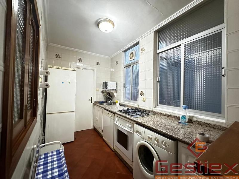 Foto 466cca6d-cb1e-4b9b-89d7-484968628313. Piso en venta piso zona plaza espronceda en Almendralejo