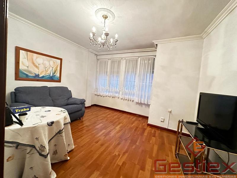 Foto 6ccf93e3-551e-4181-8dd4-60df03cf4ddc. Piso en venta piso zona plaza espronceda en Almendralejo