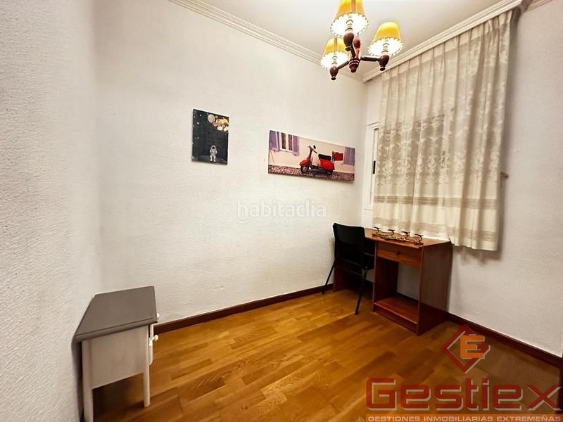 Foto a51d7f64-28dd-4497-8c6e-87fd07977da0. Piso en venta piso zona plaza espronceda en Almendralejo
