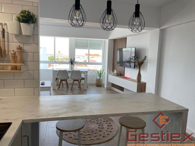 Foto 2054bacf-c38d-450a-ad37-fa020b05c1c7. Piso en venta piso reformado en zona plaza santiago en Almendralejo
