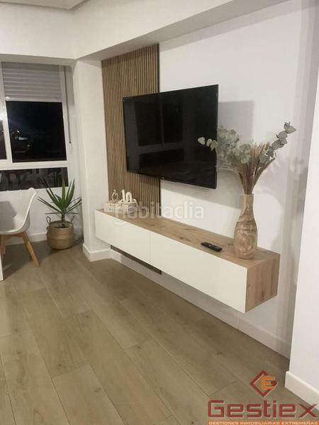 Foto 2978aa07-6ea5-460a-97bf-b1d42bbbb22d. Piso en venta piso reformado en zona plaza santiago en Almendralejo