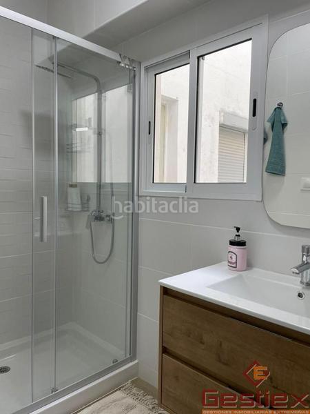 Foto 40274f64-2786-4af1-bbd1-f67512fb4532. Piso en venta piso reformado en zona plaza santiago en Almendralejo