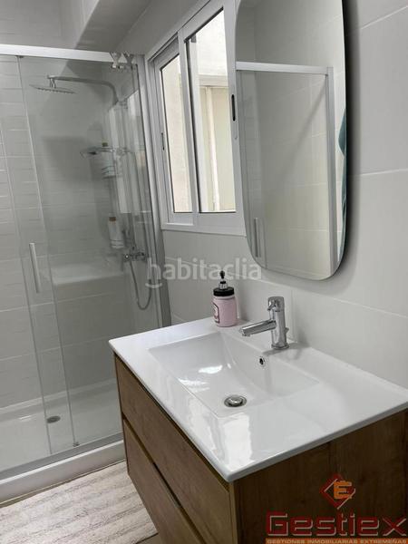 Foto 85ad2977-ee97-474c-825c-cb001a706e35. Piso en venta piso reformado en zona plaza santiago en Almendralejo