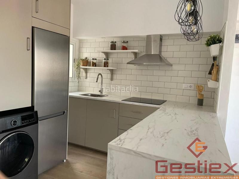 Foto a784af62-5939-4c18-8ae9-9ee0bbde84cf. Piso en venta piso reformado en zona plaza santiago en Almendralejo