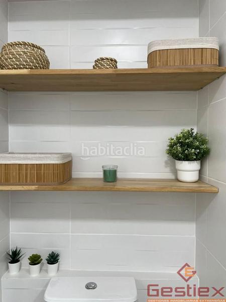 Foto f5f501ae-fcc9-4165-b2d0-8f0011e2fac4. Piso en venta piso reformado en zona plaza santiago en Almendralejo