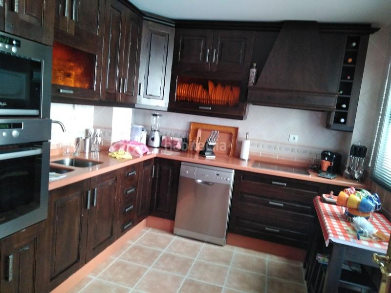 Foto 37753c4c-9302-40bc-9364-6e41ecfcf673. Piso en venta vivienda zona ctra santa marta en Almendralejo