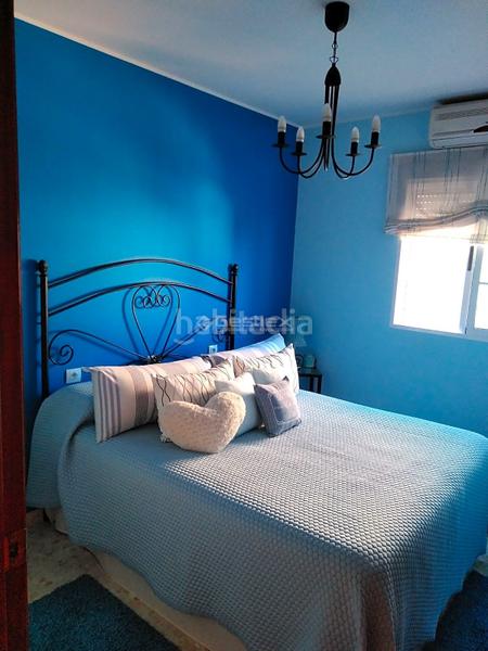 Foto 5f893f31-acf0-4980-a6af-6805b7a40081. Piso en venta vivienda zona ctra santa marta en Almendralejo