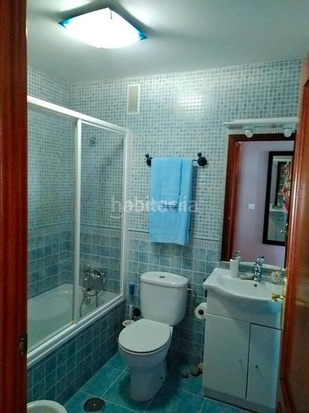 Foto da985fb6-5aa9-49c3-a146-a378f5560675. Piso en venta vivienda zona ctra santa marta en Almendralejo