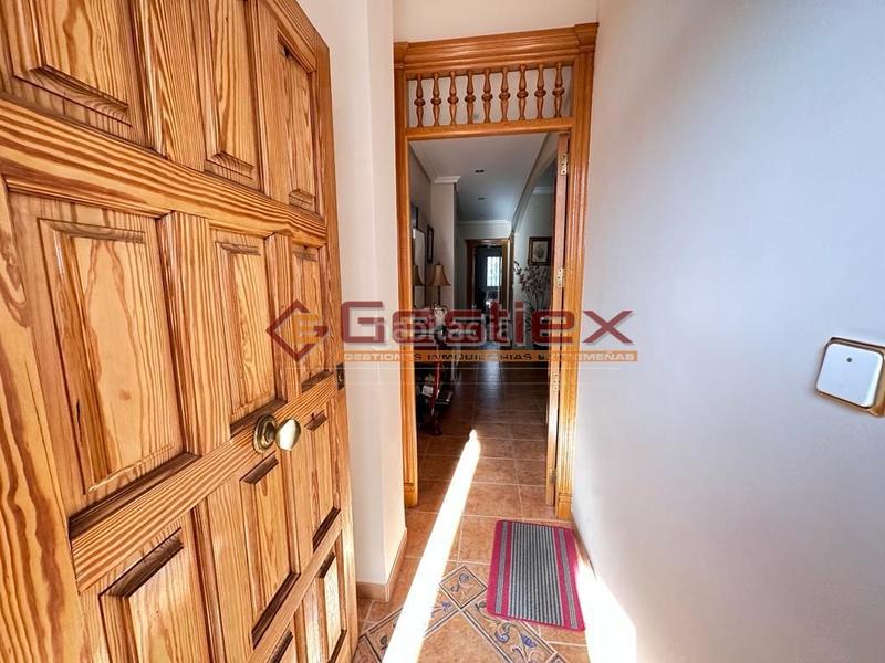 Foto 85c8eca2-1200-43e2-a690-2aff3ea6fecb. Casa en venta casa grande por zona ciudad verde en Almendralejo