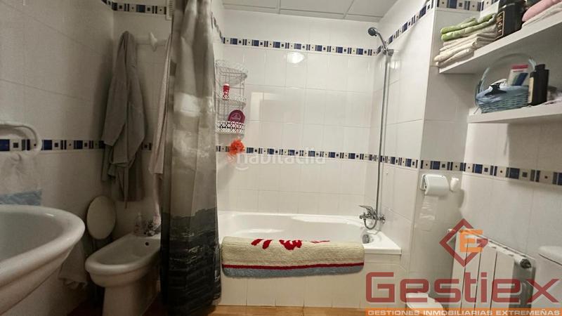 Foto 3966963b-eab3-4895-a25c-5002bfb8b478. Piso en venta piso en buen estado en calle mérida en Almendralejo