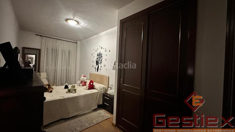 Foto ade5b617-0b4d-4d47-90dc-d3d3211195c2. Piso en venta piso en buen estado en calle mérida en Almendralejo