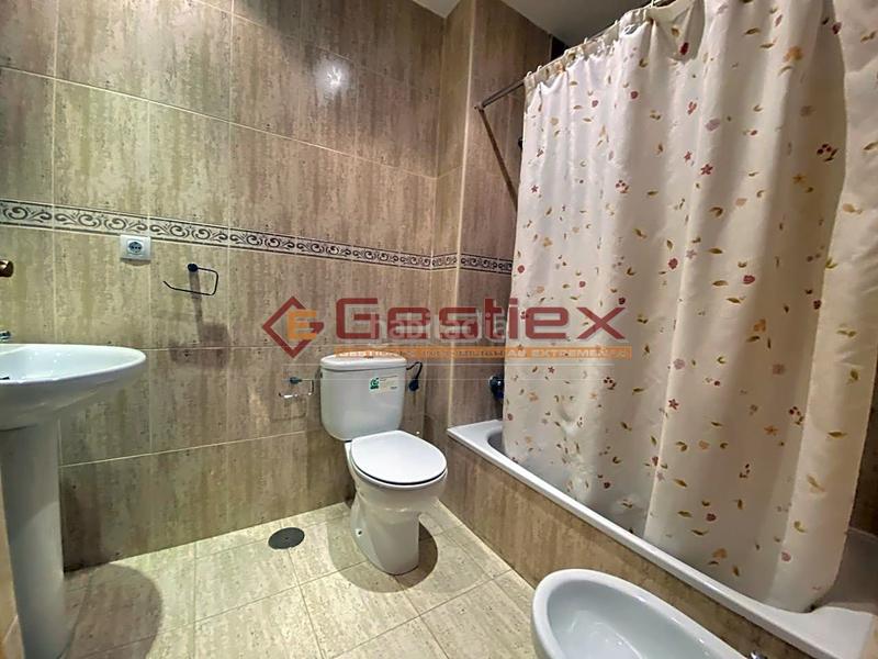 Foto c83d009e-1e64-437b-96e0-001a5027ff00. Piso en venta piso con garaje y trastero en Almendralejo