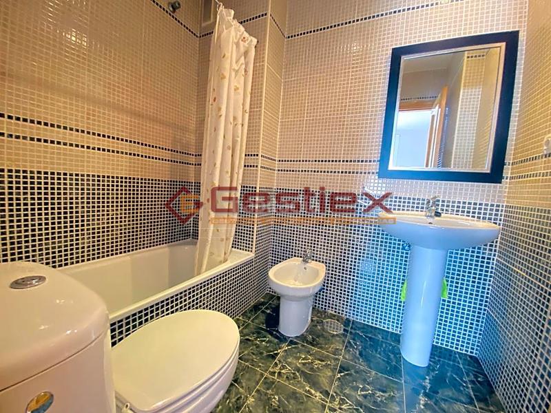 Foto dc2dfabc-78bb-4502-a3cb-54d09a33a075. Piso en venta piso con garaje y trastero en Almendralejo