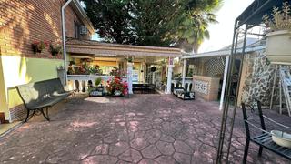 Maison à Almendralejo. Chalet en venta en zona urbana