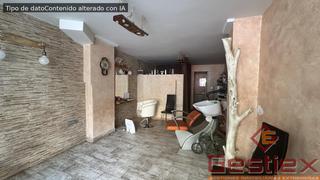 Geschäftsraum in Almendralejo. En venta local en avda de la paz